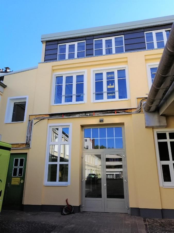 Gastehaus An Der Messe Hotel Хамбург Екстериор снимка