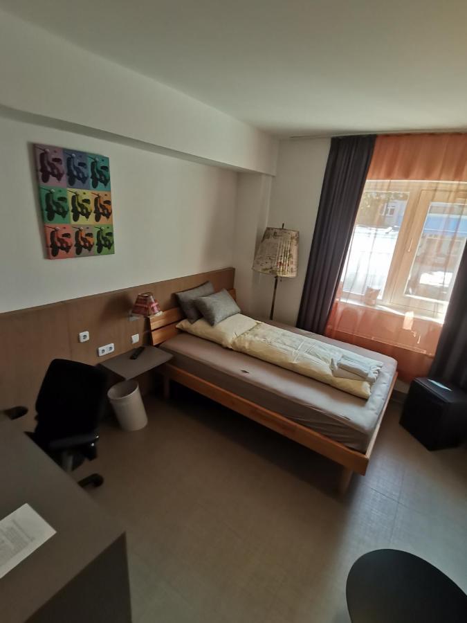 Gastehaus An Der Messe Hotel Хамбург Екстериор снимка